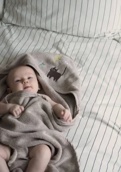 Clearance Baby Kapuzenhandtuch 'Petal' Bademäntel|Bademode