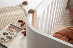 Clearance Babybett 'Wood Mini+' Weiß / Eiche 122-162 x 68 cm Kinder Babybetten & Kinderbetten|Babybetten