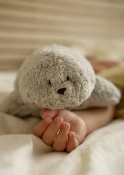 Hot Einschlaf-Robbe mit Licht 'Organic Humming Seal' Kinder Kuscheltiere|Spielzeug