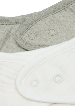 New 2er-Set Musselin Bandana Lätzchen Olive Green / Oatmeal Lätzchen|Alle Accessoires