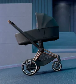 Hot Kinderwagen-Set 'e-Priam' (2025) Kinder Kinderwagen|E-Kinderwagen