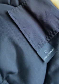 New Premium Lammfell-Fußsack für Babywanne & Kinderautositz midnight black Kinder Zubehör Kindersitz|Fußsäcke