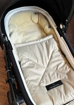 Discount Premium Lammfell-Fußsack für Babywanne & Kinderautositz Limited Edition dune-beige Kinder Fußsäcke|Zubehör Kindersitz